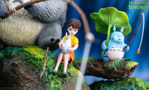 totoro estanque estatua resina monogatari studio.jpg10