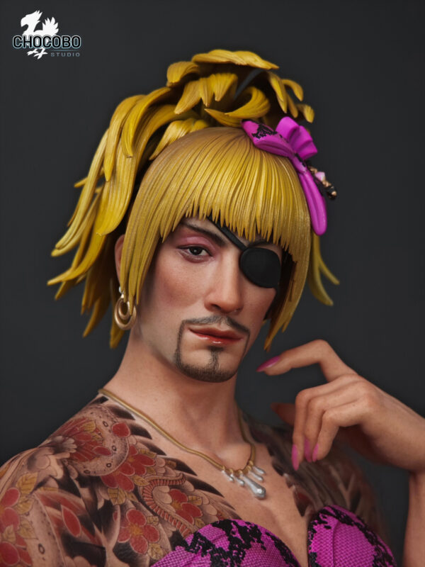 goromi yakuza kiwami estatua resina chocobo studio1