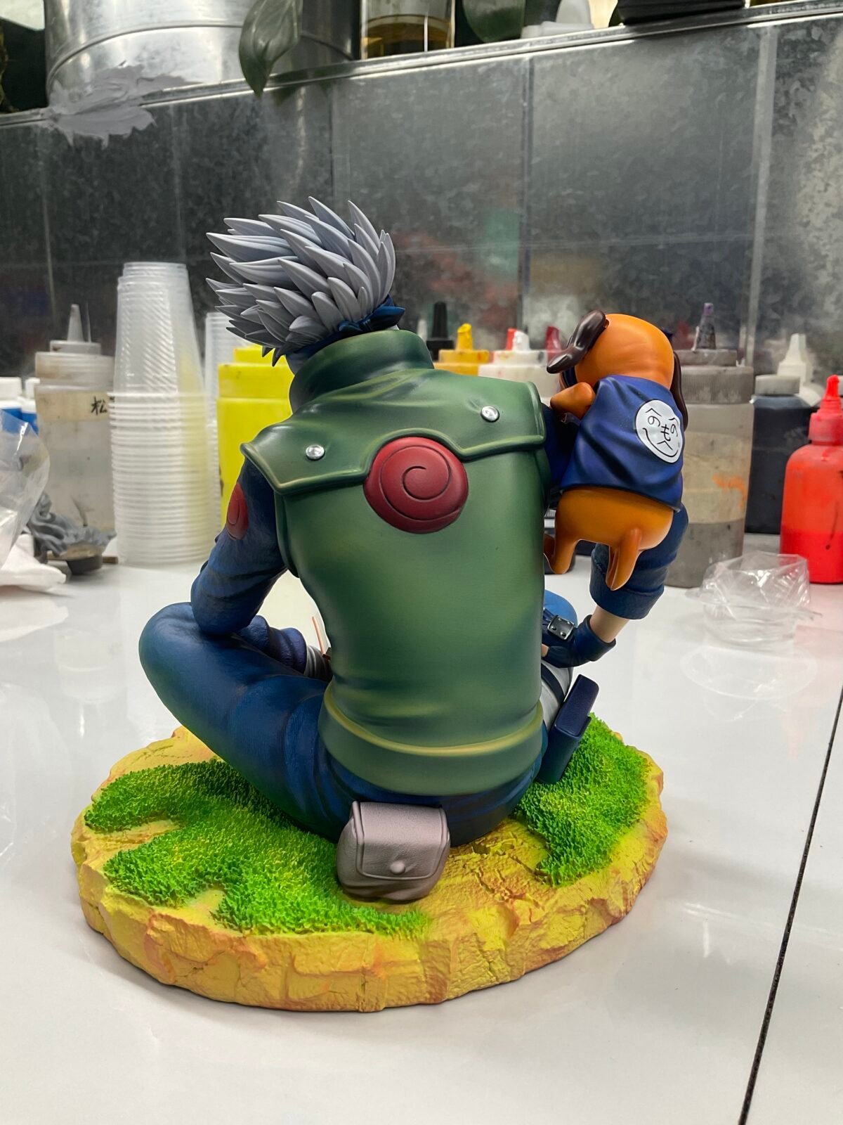 idealism studio kakashi pakkun estatua resina 1 6 naruto1