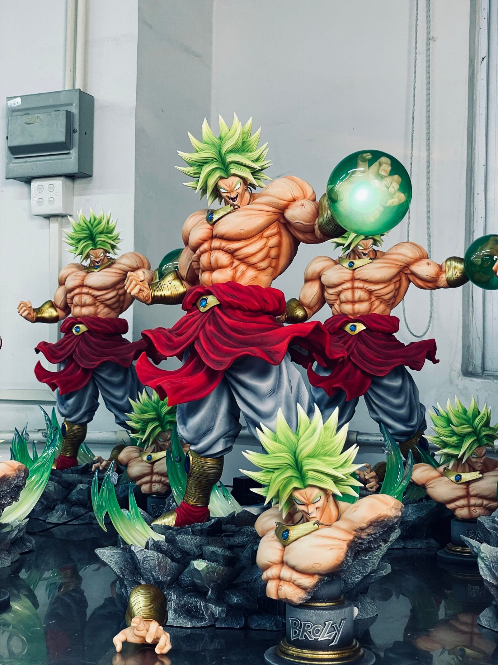 Infinite Studio - Dragon Ball Z - Broly Ex - Yardrat Shop