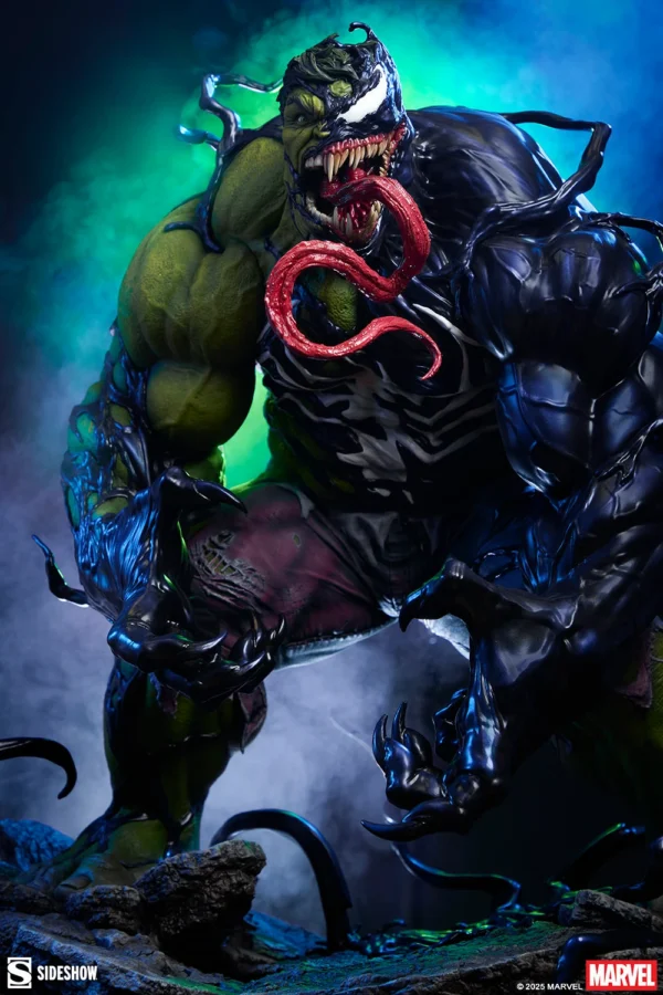 sideshow collectibles marvel venomized hulk premium format figure gallery 68f7f69b5d672.jpg