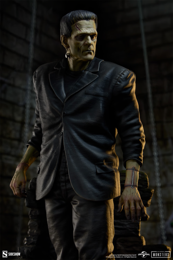 sideshow collectibles universal monsters frankenstein premium format figure gallery 68f7ec1bc13e4