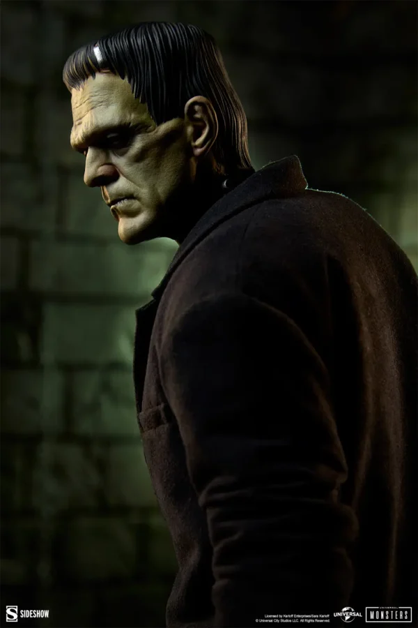 sideshow collectibles universal monsters frankenstein premium format figure gallery 68f7ecae004b7.jpg