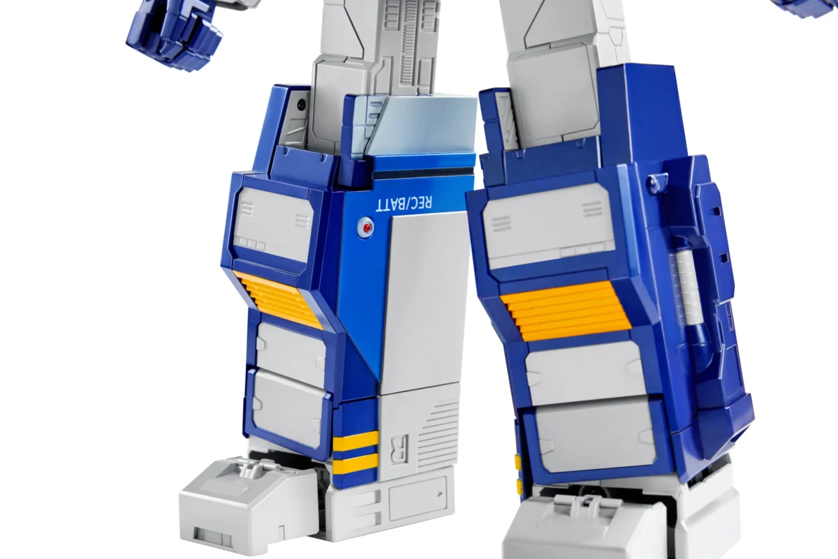 Detail legs.jpg