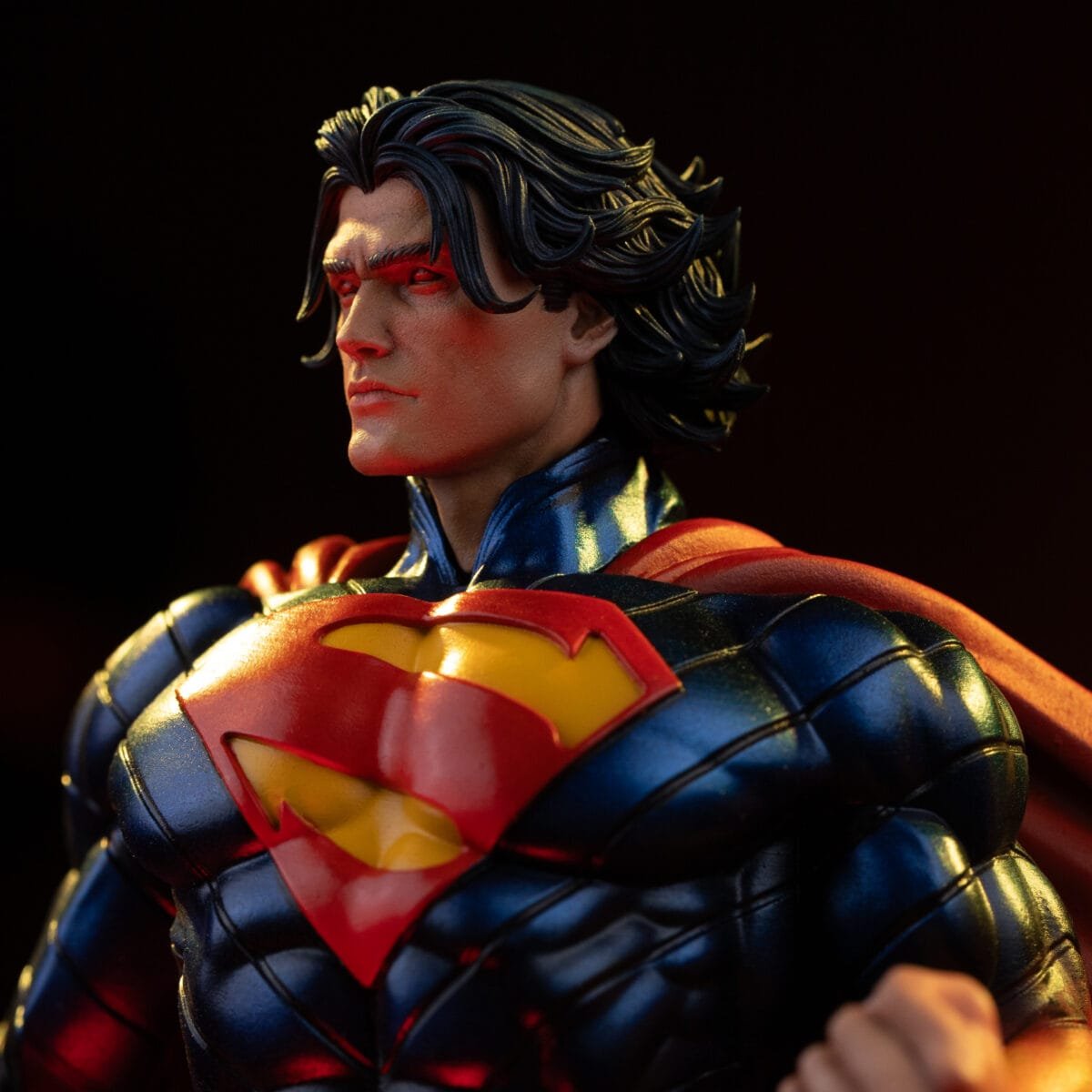 Superman Absolute Close2 1 10