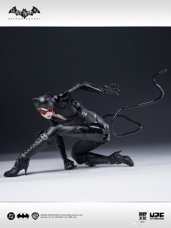 UPFinegures Catwoman 12