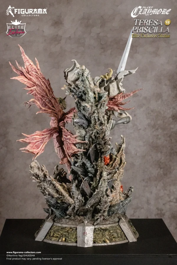 Figurama Collectors - Claymore - Teresa vs. Priscilla - Image 11