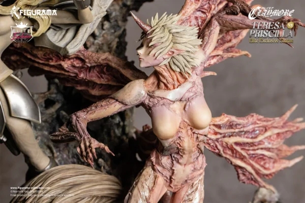 Figurama Collectors - Claymore - Teresa vs. Priscilla - Image 4