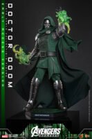 Hot Toys - Marvel Movies - Avengers: Doomsday - Dr. Doom (MMS906)